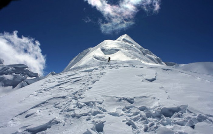 Chulu East Peak Climbing and Annapurna Circuit Trek